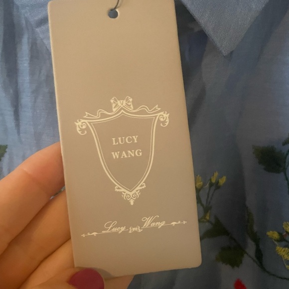 NWT Lucy Wang embroidered button down-large - Picture 3 of 4